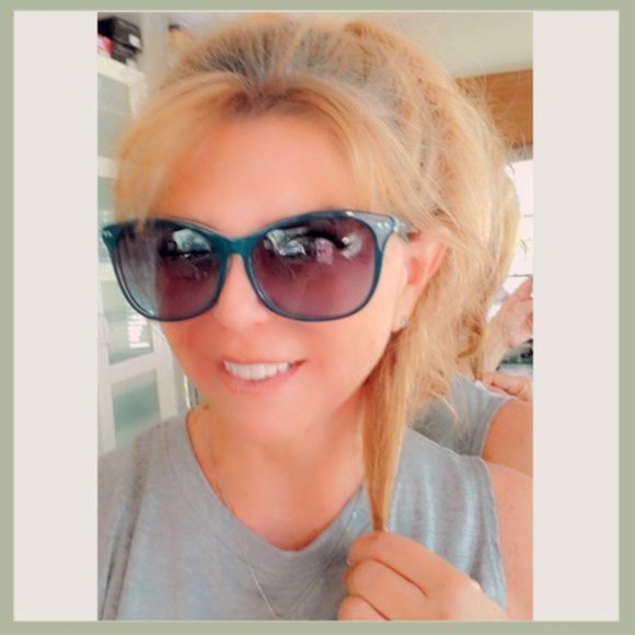 Calvin Klein Sunglasses CK18510S - Picture 2 of 7